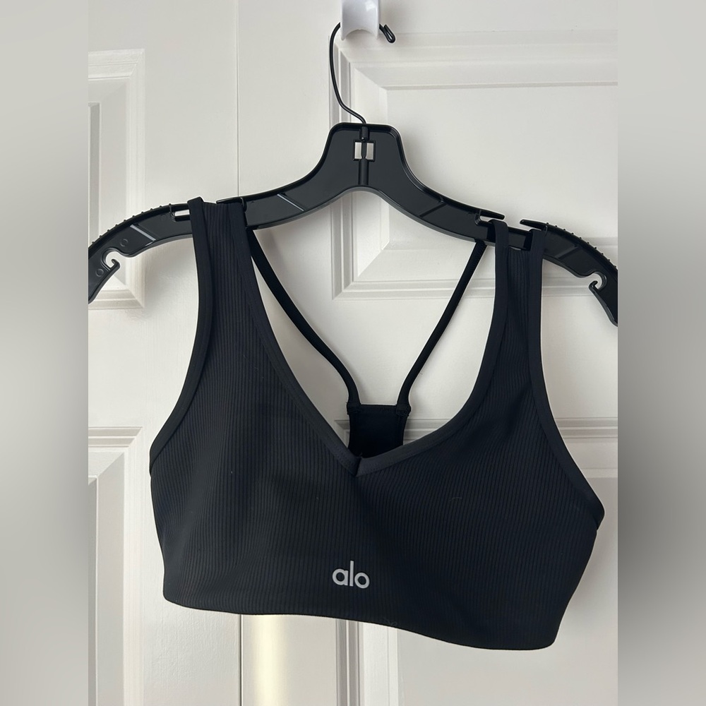 Alo yoga - black ribbed double strappy gym bra - size small